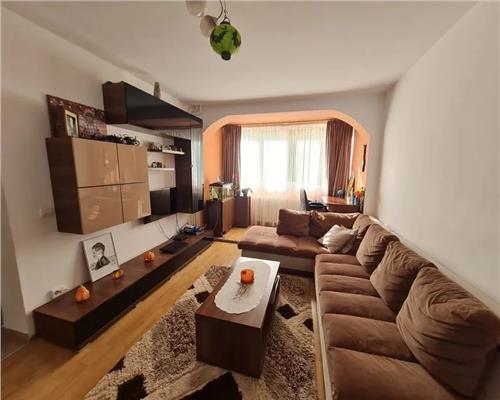 Apartament 2 camere, semidecomandat, 55 mp - Zona Complexul Studentesc